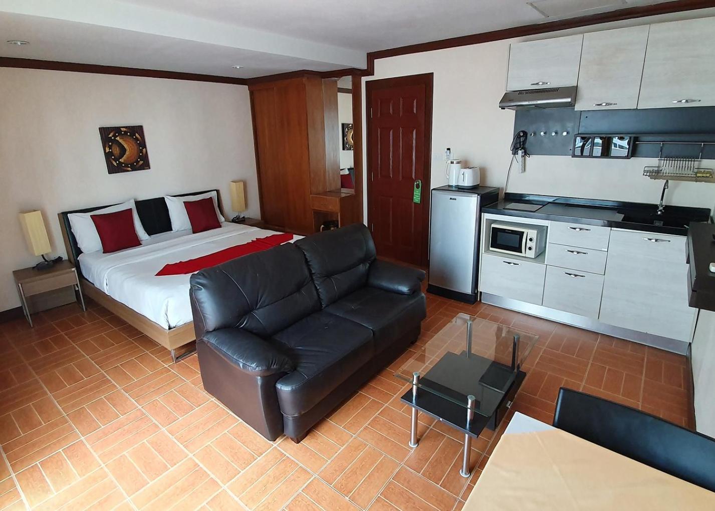 Patong Karlssons Hotel Luaran gambar